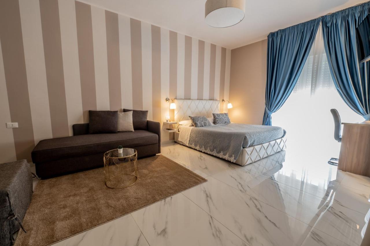 Eolian Port B&B Milazzo Eksteriør billede