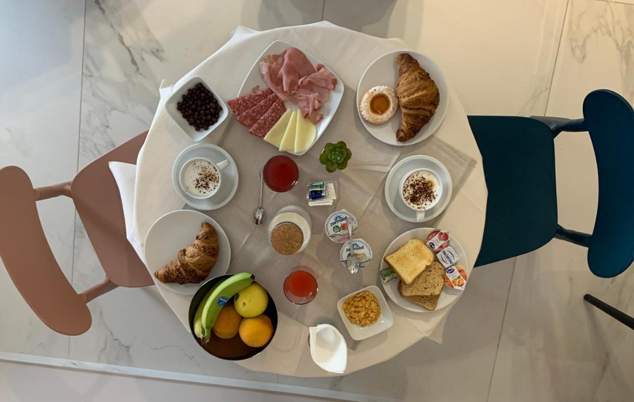 Eolian Port B&B Milazzo Eksteriør billede